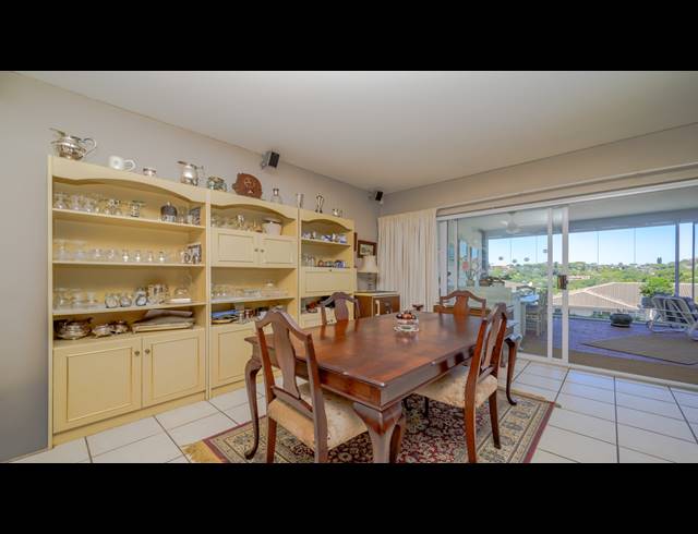 4 BEDROOM APARTMENT FOR SALE IN BALLITO CENTRAL